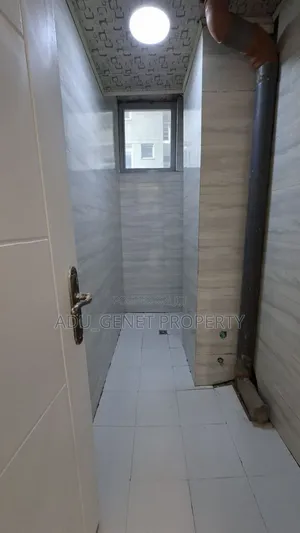 Furnished 3bdrm Condo in Ayat 40/60, Yeka for sale