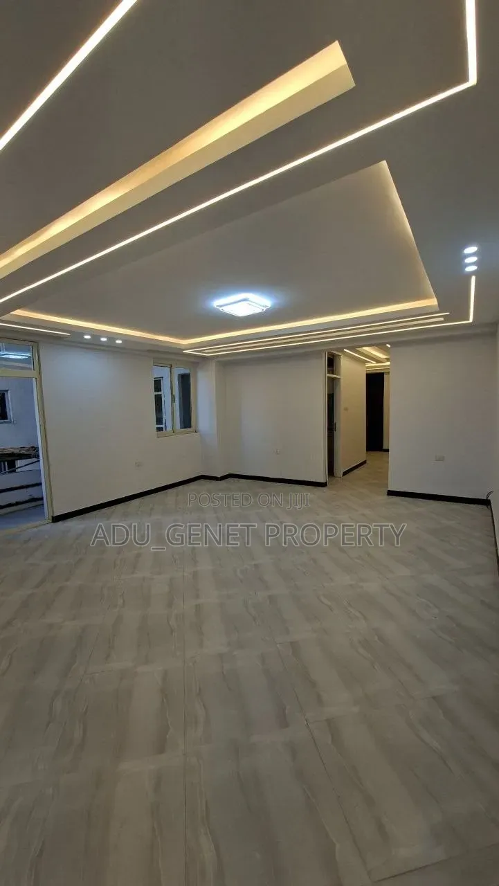 Furnished 3bdrm Condo in Ayat 40/60, Yeka for sale