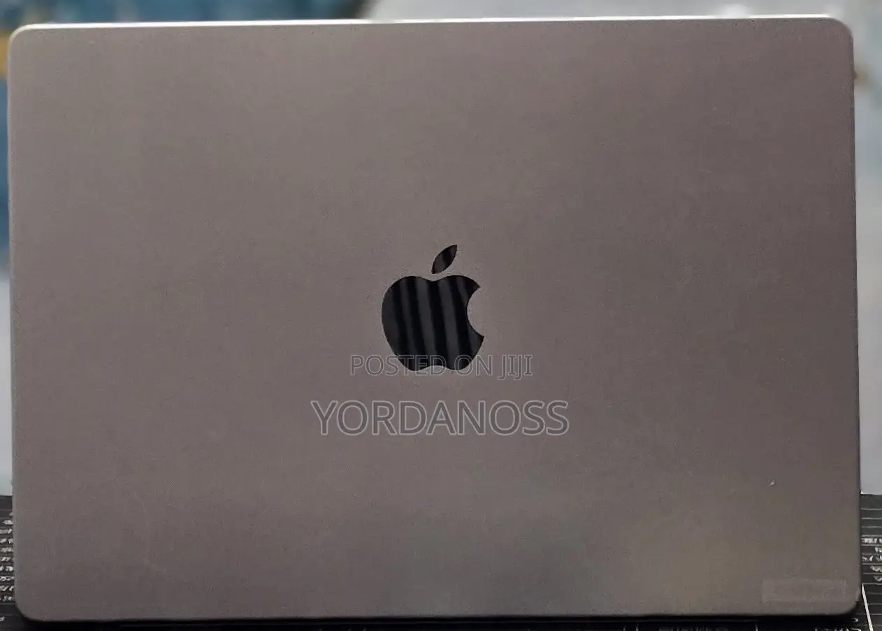 New Laptop Apple MacBook Pro 2021 M1 32GB Apple M1 Pro SSD 1T