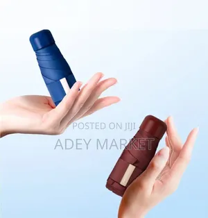 .Mini Uv Resistant Pocket Umbrella