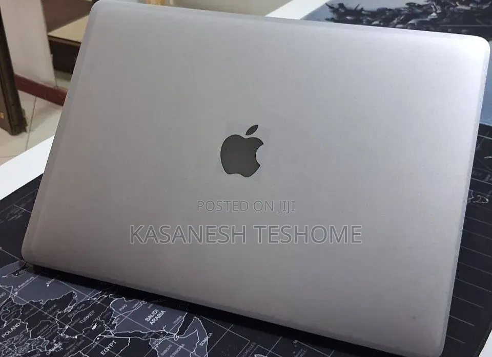 New Laptop Apple MacBook Pro 2019 8GB Intel Core i5 SSD 128GB