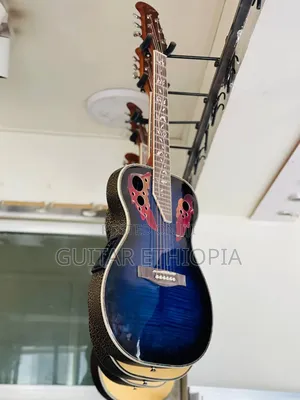 Box Guitar Smiger
