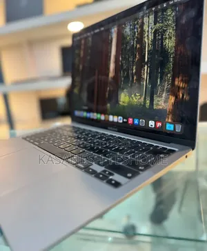 New Laptop Apple MacBook Pro 2021 M1 8GB Apple M1 SSD 256GB