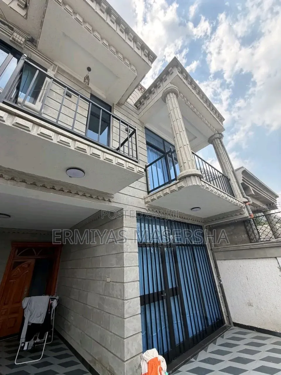 Furnished 6bdrm House in Yeka for sale