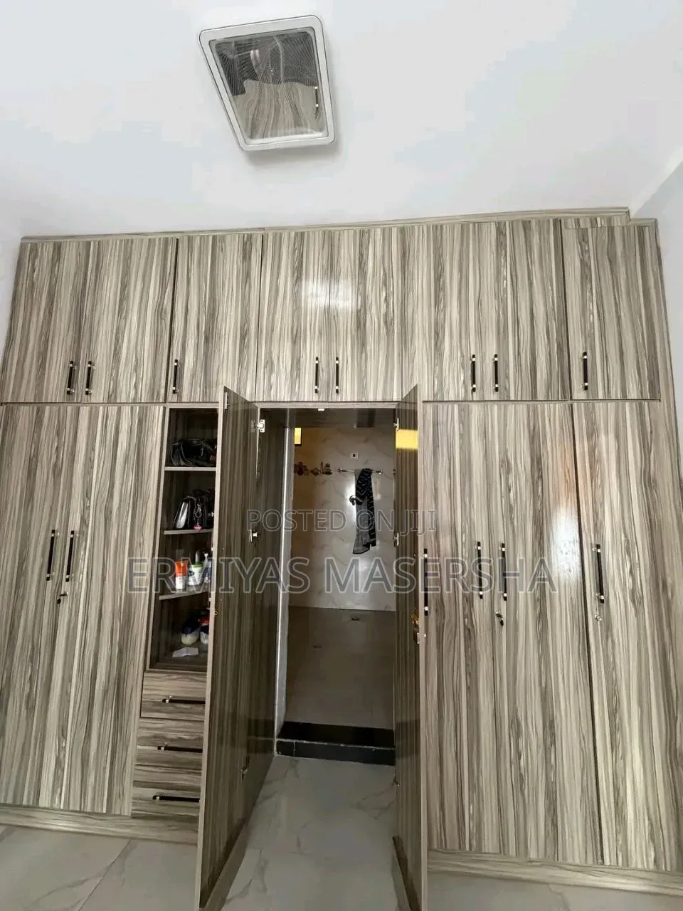 Furnished 6bdrm House in Yeka for sale
