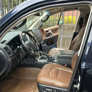 Toyota Land Cruiser 2017 Black