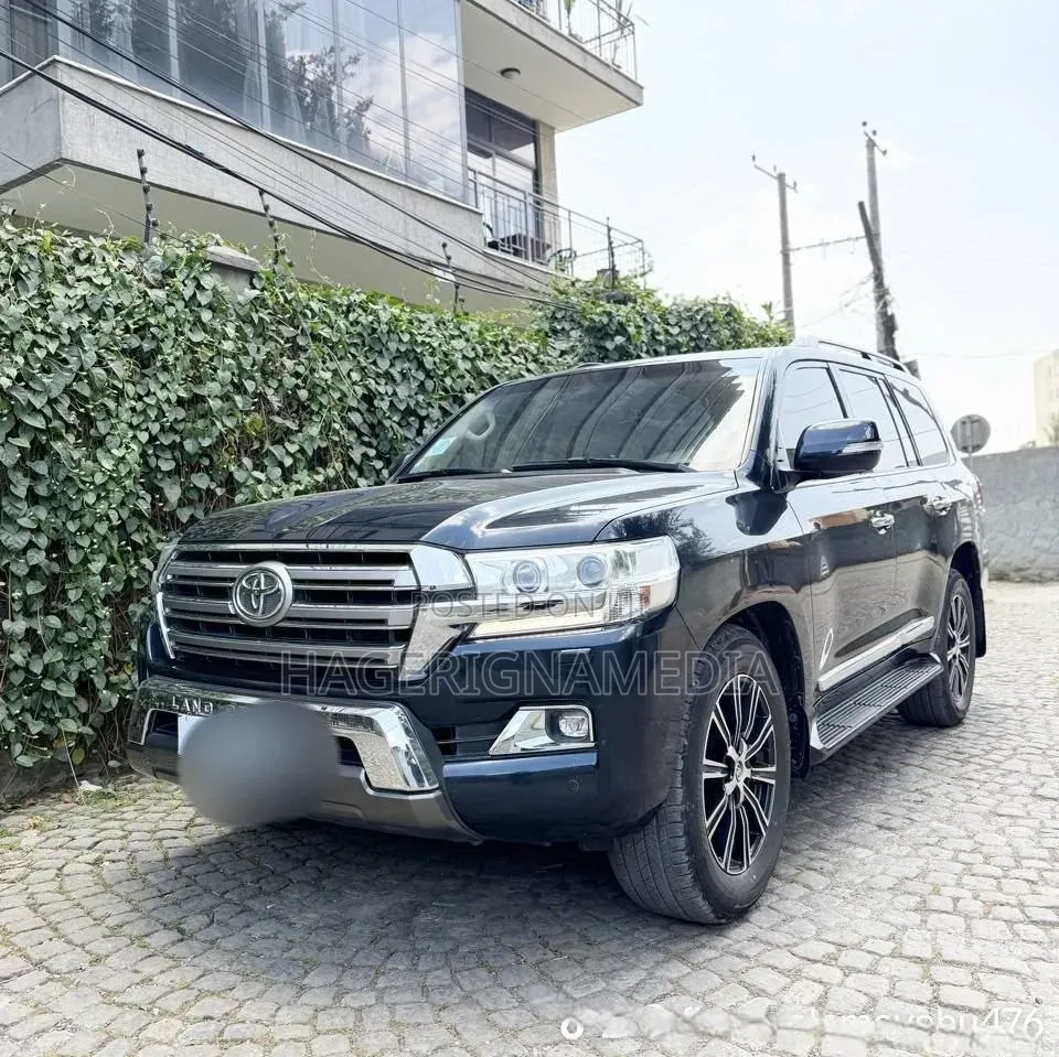 Toyota Land Cruiser 2017 Black