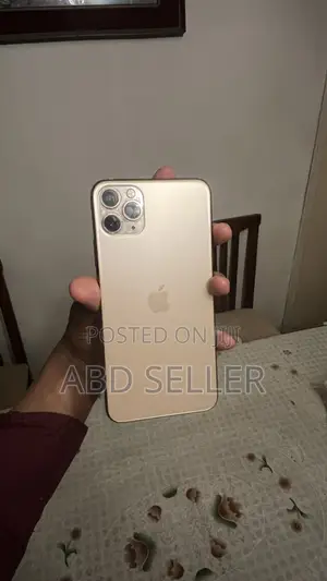 Apple iPhone 11 Pro Max 64 GB Gold