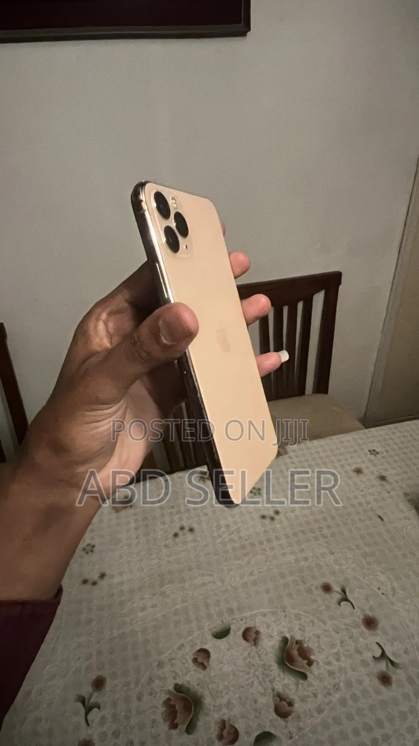 Apple iPhone 11 Pro Max 64 GB Gold