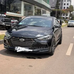 Hyundai Avante 2017 Black