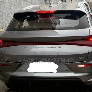 BYD E2 43 kWh 94 hp FWD 2025 Gray