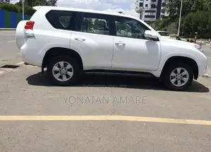 Toyota Land Cruiser Prado 2013 White