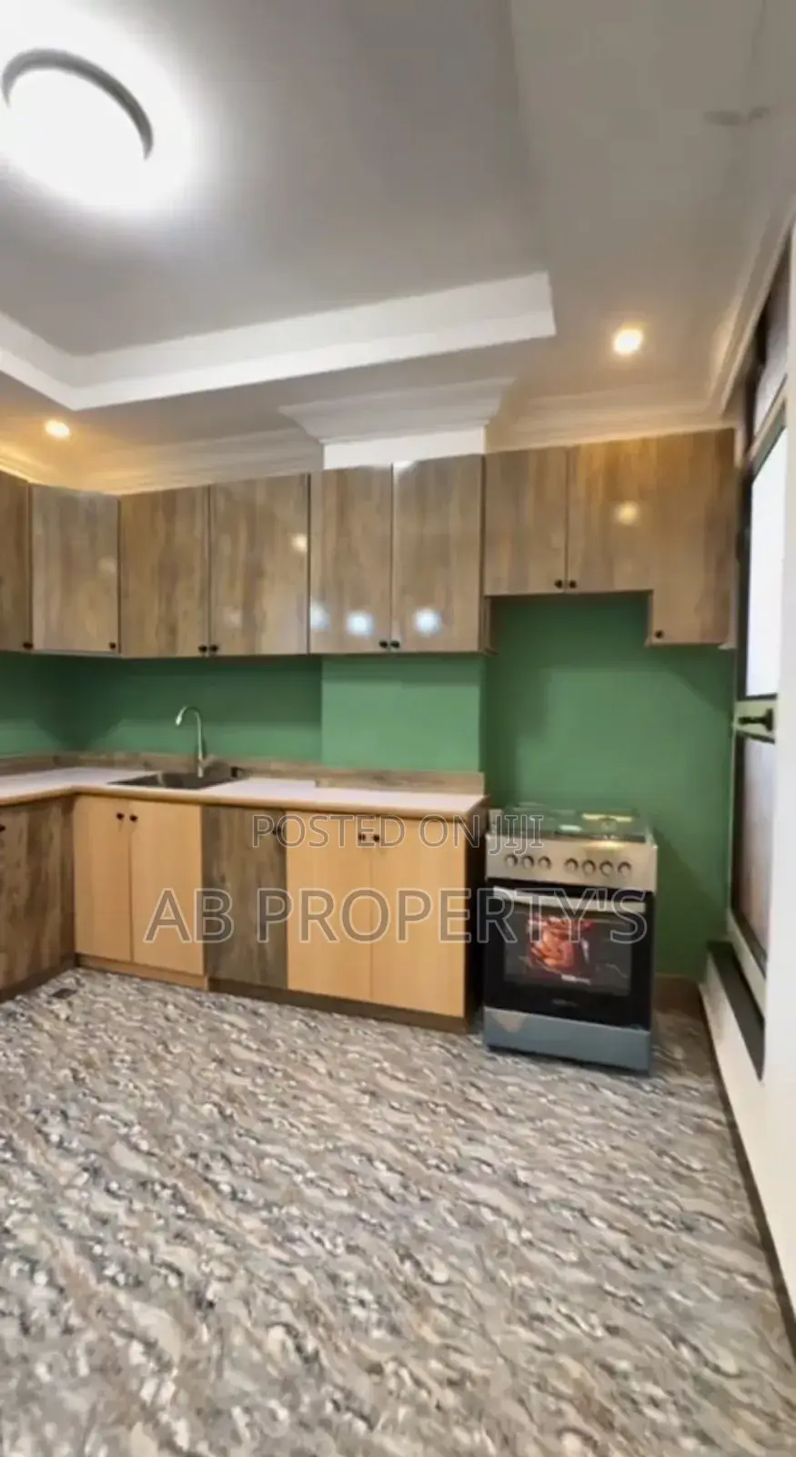 Furnished 3bdrm Apartment in መገናኛ 24, Yeka for sale