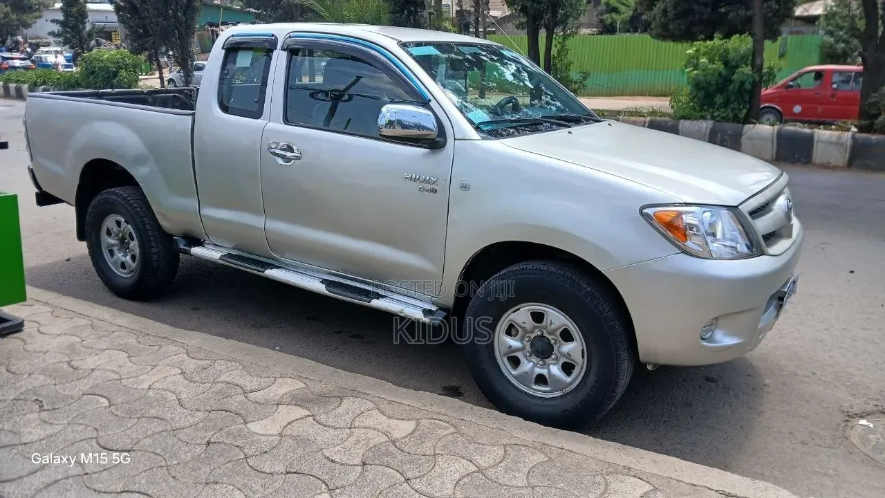 Toyota Hilux 2006