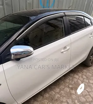 Toyota Yaris 2014 Blue
