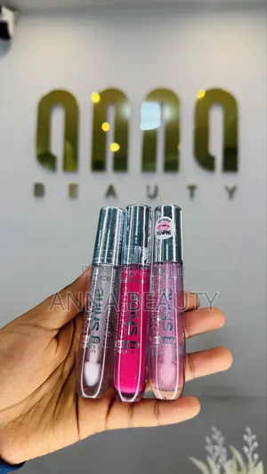 Essence Extreme Plumping Lip Gloss