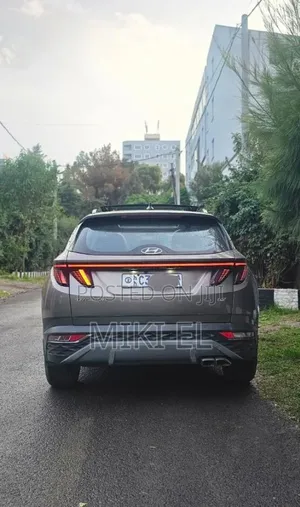 Hyundai Tucson SE 2023 Gray