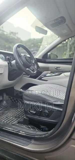 Hyundai Tucson SE 2023 Gray