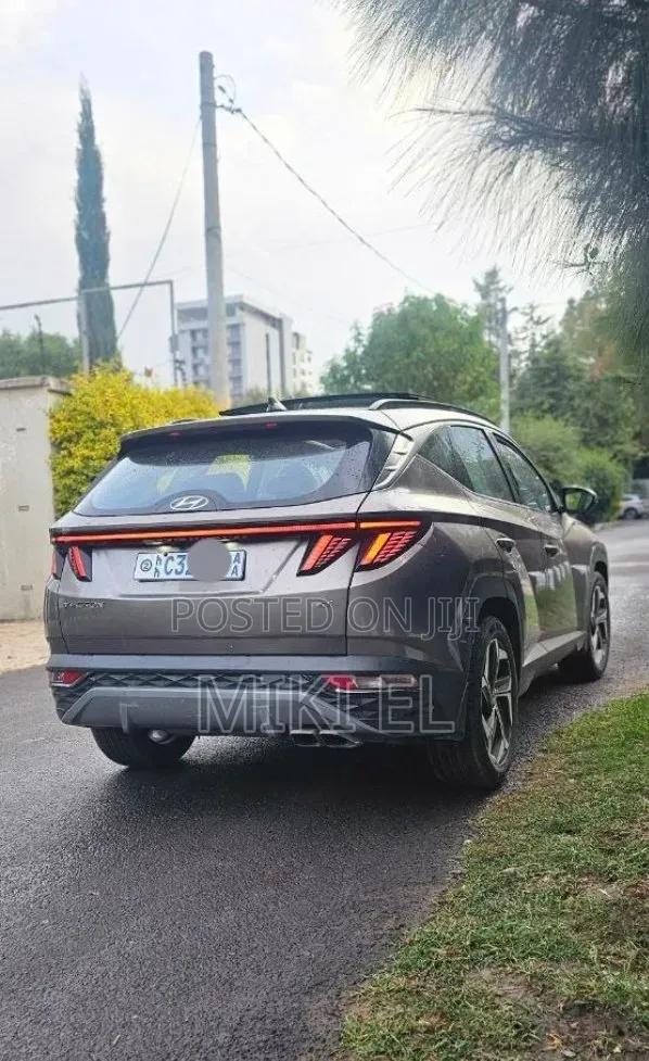 Hyundai Tucson SE 2023 Gray