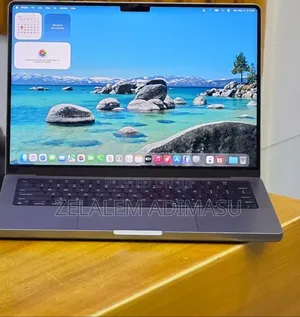 New Laptop Apple MacBook Pro 2021 M1 16GB Apple M1 Pro SSD 1T