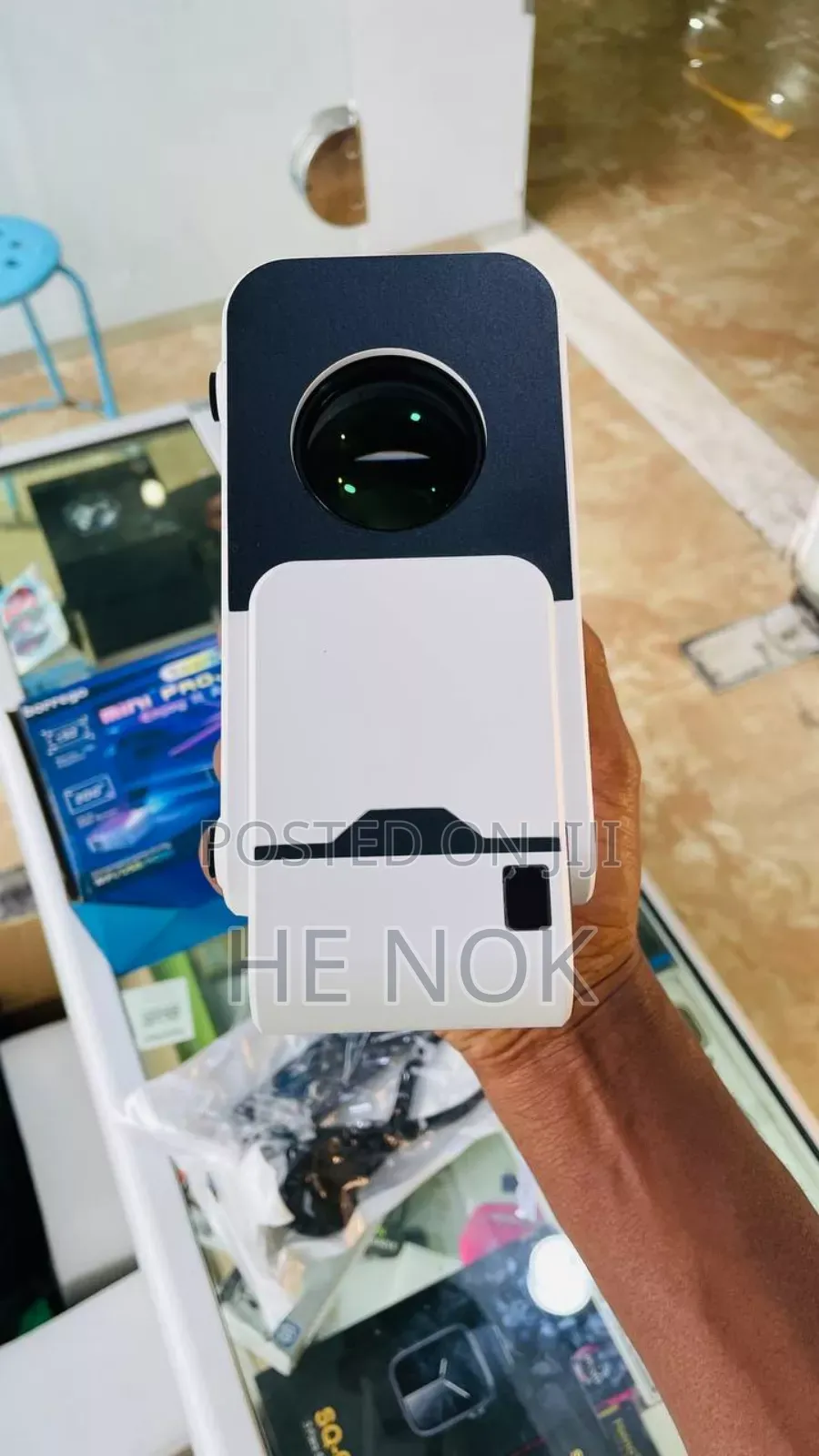 Borrego Smart 6 Mini Projector Best Quality