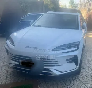 BYD Song Plus 2025 White
