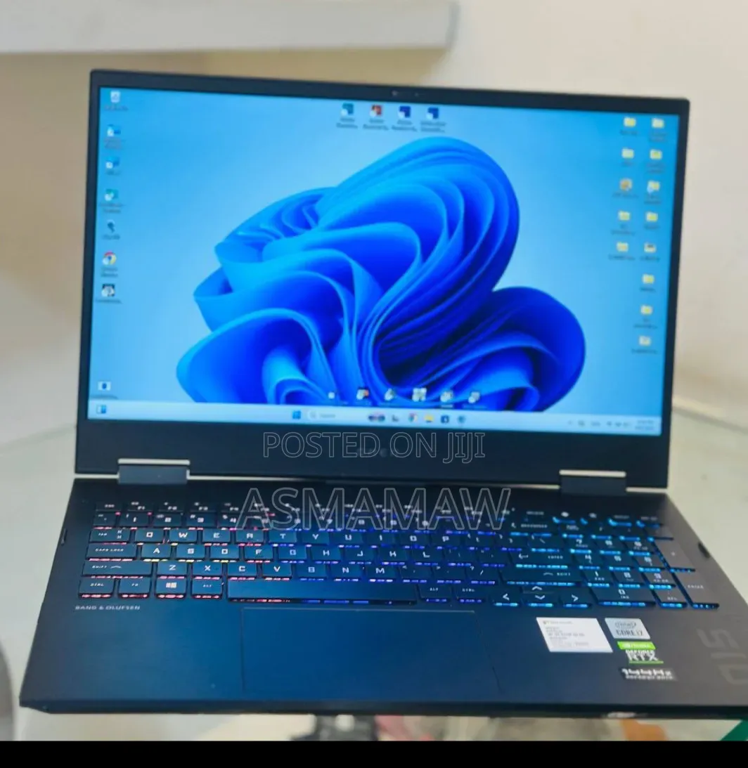 New Laptop HP Omen 15-ce0xx 16GB Intel Core i7 SSD 512GB