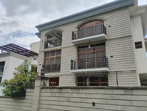 7bdrm Mansion in Bole for sale