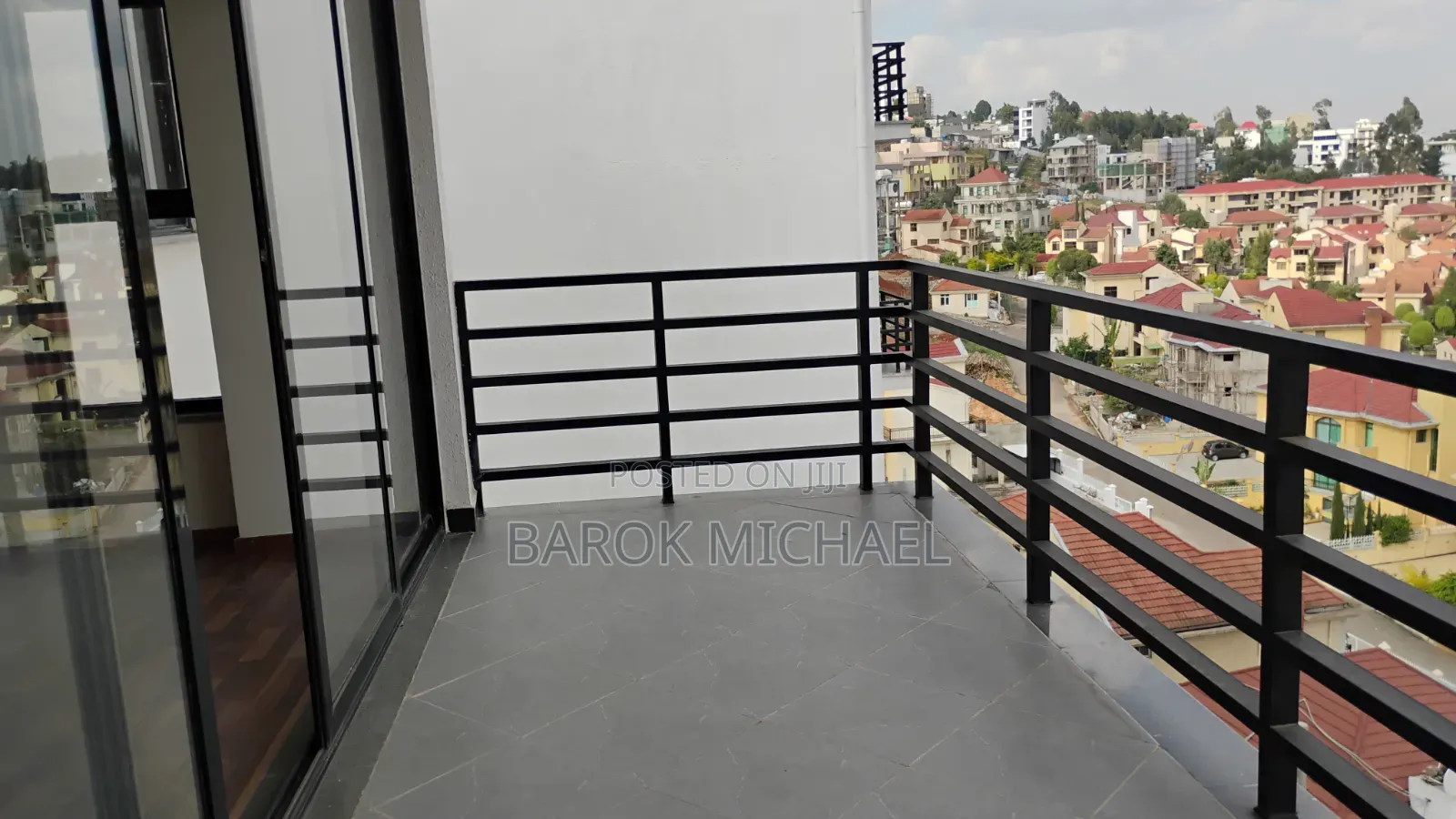 4bdrm Apartment in Bole for sale