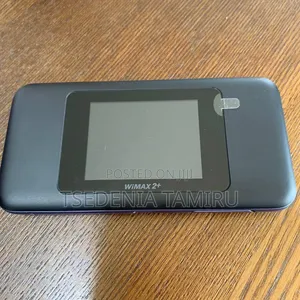 Huawei W06 Touch Screen Portable Wireless Router