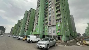 የሚሸጥ 40/60 ኮንዶሚኒየም ሱቅ