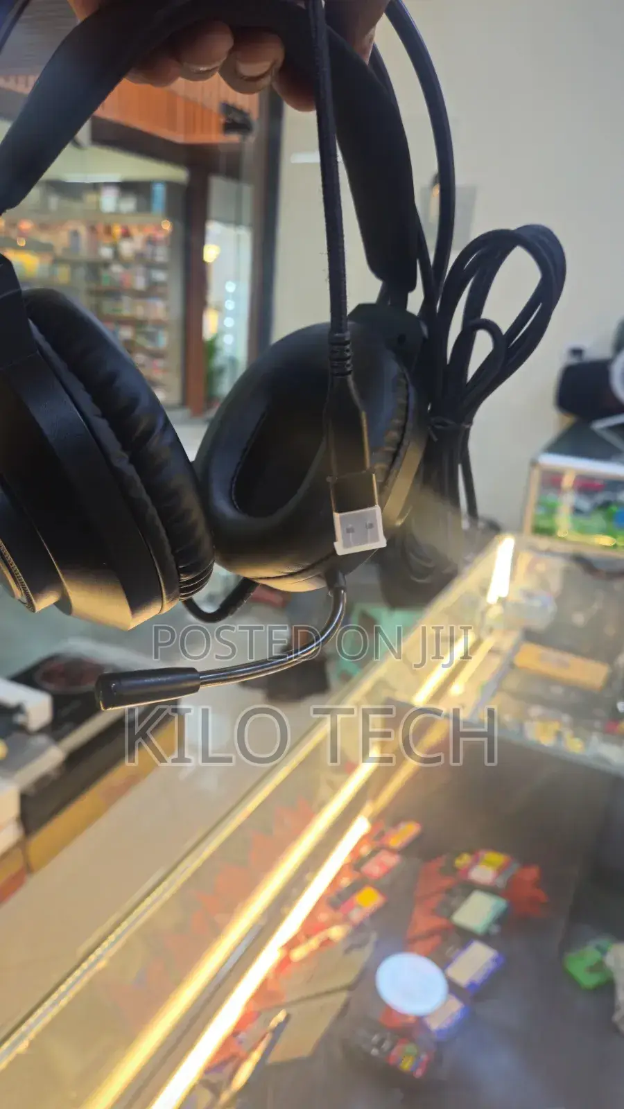 V7 RGB Gaming Headset