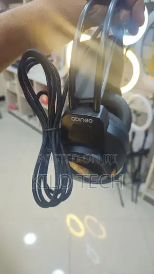 V7 RGB Gaming Headset