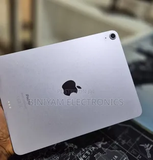 New Apple iPad Air 11 (2024) 128 GB Silver