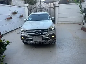 Mercedes-Benz X Class 2017 White