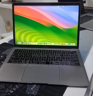 New Laptop Apple MacBook Air 2019 8GB Intel Core i5 SSD 128GB