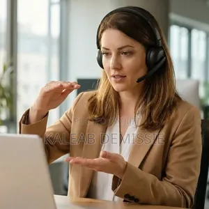 Green Lion Talk Pro Wireless Headphone