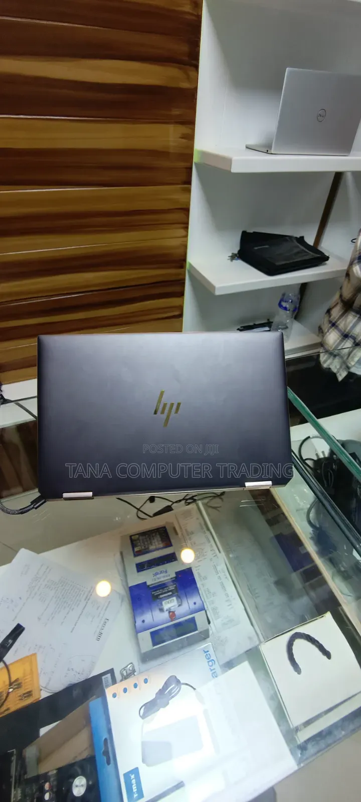New Laptop HP Spectra 13 16GB Intel Core i7 SSD 1T
