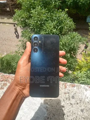 New Samsung Galaxy M14 64 GB Black