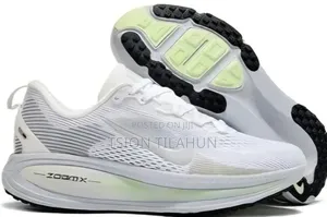 Nike Zoomx Sneaker