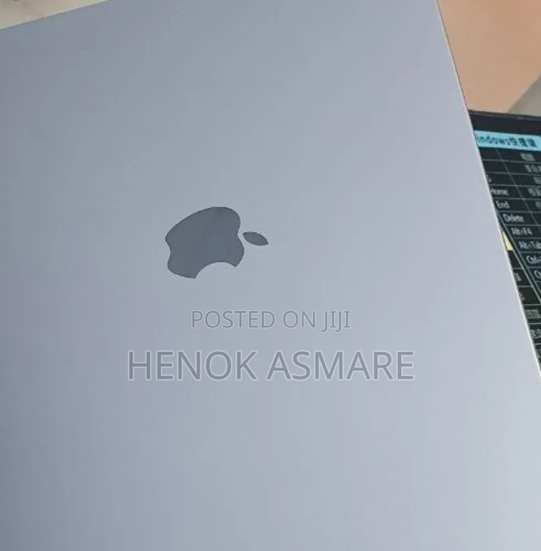 New Laptop Apple MacBook Pro 2021 M1 Max 32GB Apple M1 SSD 1T