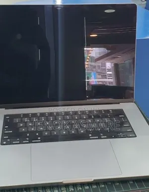 New Laptop Apple MacBook Pro 2021 M1 Max 32GB Apple M1 SSD 1T