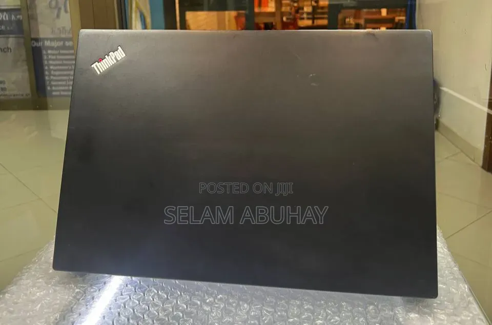 New Server Lenovo ThinkSystem SN550 8GB Intel Core i5 SSD 256GB