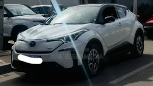 Toyota C-HR 2023 White