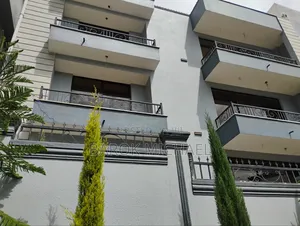 4bdrm House in Bole for sale