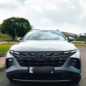 Hyundai Tucson 2021 Silver