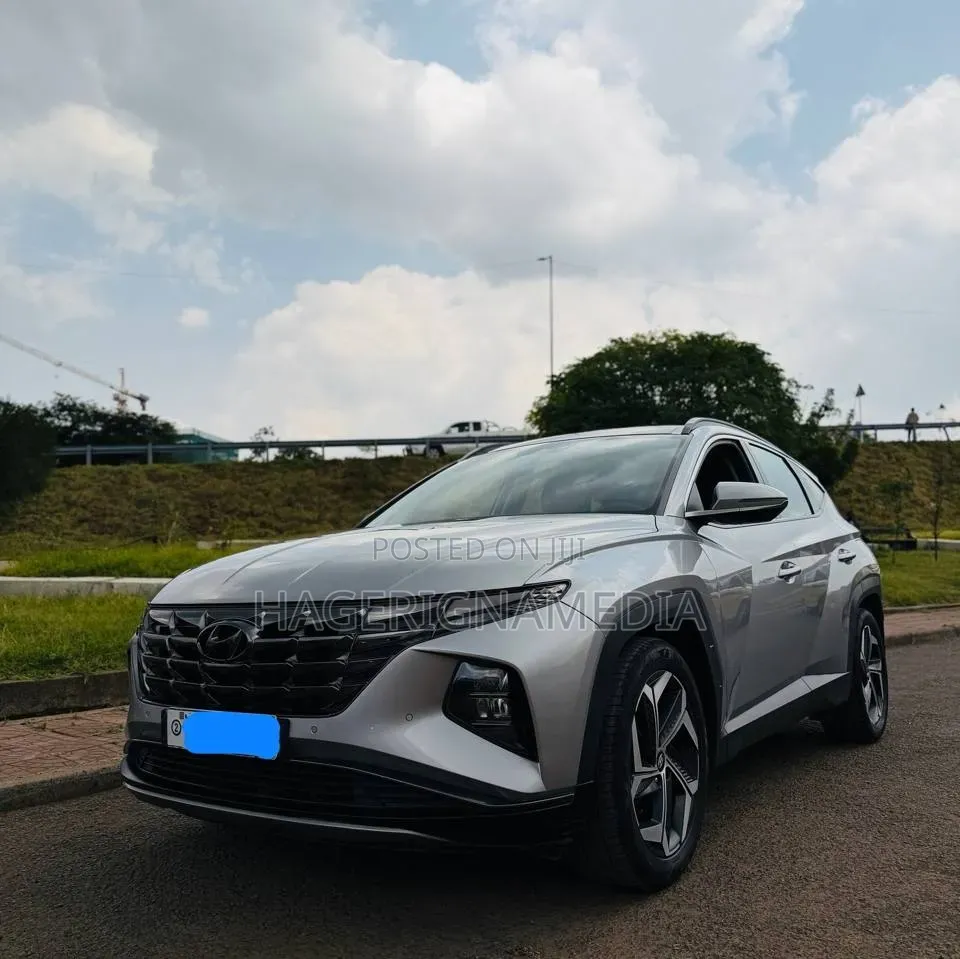 Hyundai Tucson 2021 Silver