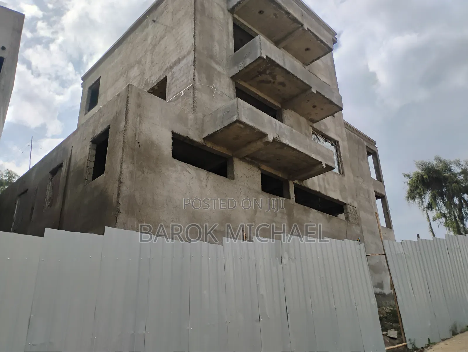 8bdrm House In Bole For Sale