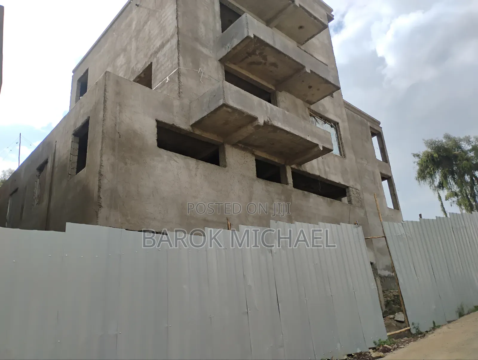 8bdrm House In Bole For Sale