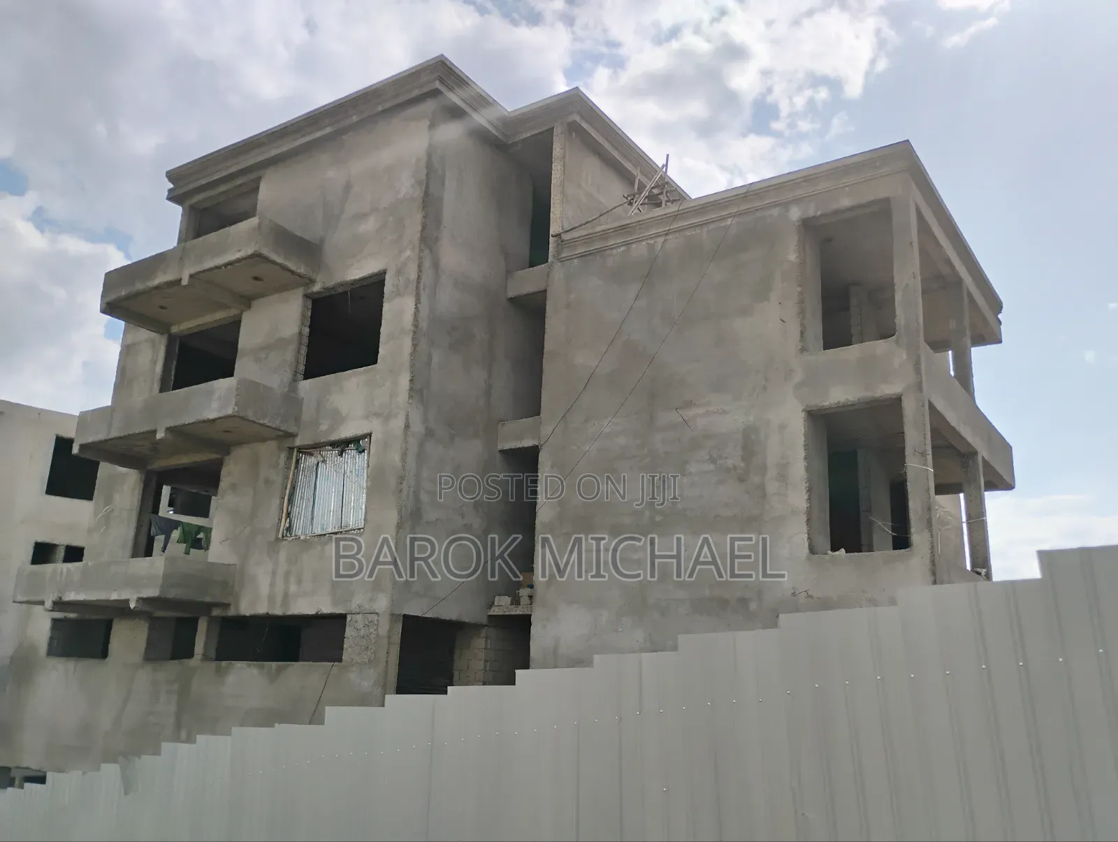 8bdrm House In Bole For Sale